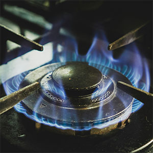 Gas servicing of a cooktop